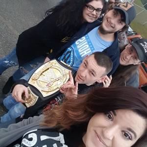 Meet your Posher, Devan